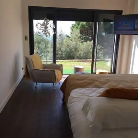 Bastia בית הארחה 3*